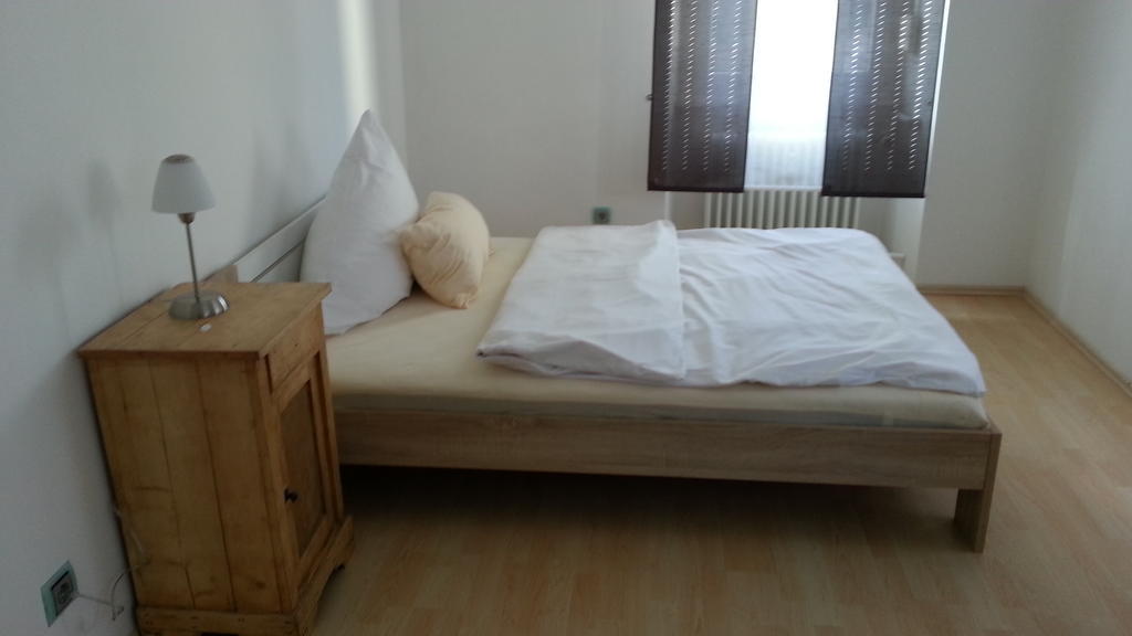 Hotel La Piazza Friedrichsthal Zimmer foto